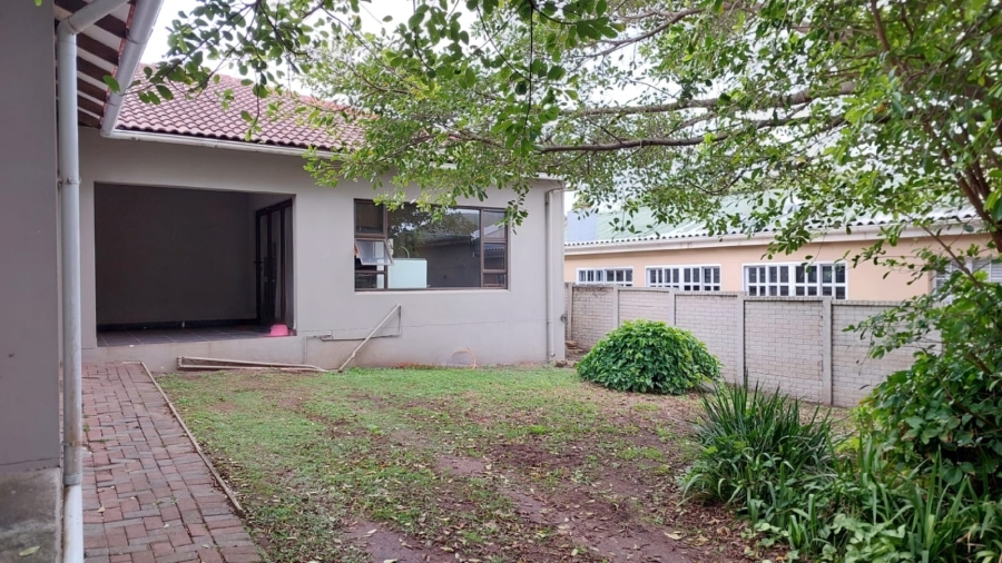 3 Bedroom Property for Sale in Gonubie North Eastern Cape